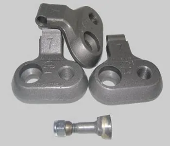 Greenteeth 700 series tooth and pocket with bolt